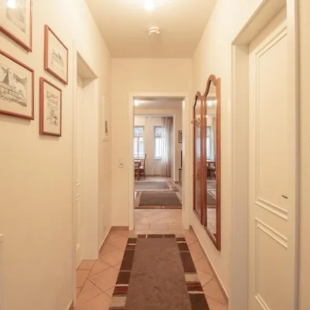 Brise Jasmin App 03 아파트